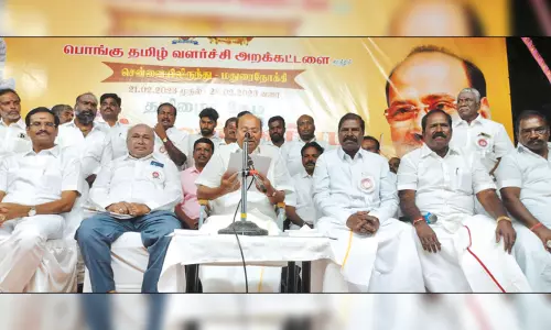 சென்னையில் இருந்து மதுரை நோக்கி தமிழைத்தேடி பரப்புரை பயணம் செய்வது எனக்கே வெட்கமாக உள்ளது - டாக்டர் ராமதாஸ் பேச்சு