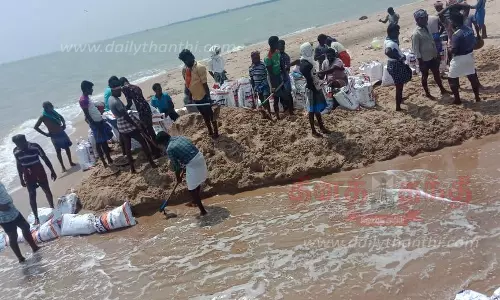 முகத்துவாரத்தில் மணல் திட்டுகள் அகற்றப்படுமா? முகத்துவாரத்தில் மணல் திட்டுகள் அகற்றப்படுமா?