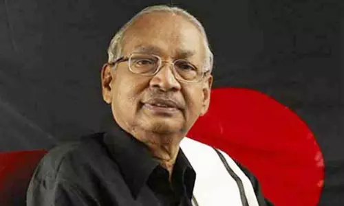 ஆங்கிலேயர் ஆட்சிக்காலத்தில் சாதி, இனம் பிளவுப்பட்டதா? - கவர்னர் கருத்துக்கு, கி.வீரமணி கண்டனம் ஆங்கிலேயர் ஆட்சிக்காலத்தில் சாதி, இனம் பிளவுப்பட்டதா? - கவர்னர் கருத்துக்கு, கி.வீரமணி கண்டனம்