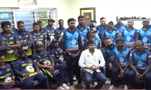 இந்திய மாற்றுத்திறனாளி கிரிக்கெட் அணி வீரர்கள் அமைச்சர் உதயநிதி ஸ்டாலினுடன் சந்திப்பு இந்திய மாற்றுத்திறனாளி கிரிக்கெட் அணி வீரர்கள் அமைச்சர் உதயநிதி ஸ்டாலினுடன் சந்திப்பு