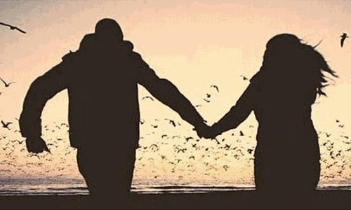 2 குழந்தைகளை தவிக்க விட்டு காதலனுடன் பெண் ஓட்டம் 2 குழந்தைகளை தவிக்க விட்டு காதலனுடன் பெண் ஓட்டம்