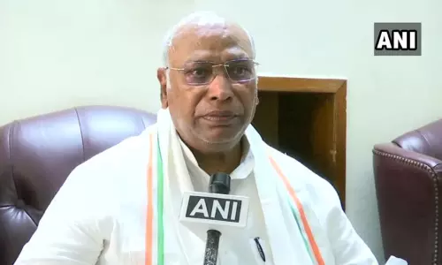 நாடாளுமன்ற தேர்தலில் ஒருமித்த  கருத்துள்ள கட்சிகளுடன் கூட்டணி: மல்லிகார்ஜூன் கார்கே