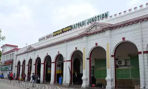 காட்பாடி ரயில் நிலையத்தில் ரூ.329 கோடியில் மறு சீரமைப்பு செய்யும் பணிகள் தொடக்கம்