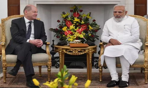 உக்ரைன் போரில் அமைதி தீர்வுக்கு இந்தியா உதவத்தயார்; ஜெர்மனி பிரதமரை சந்தித்த பிரதமர் மோடி உறுதி உக்ரைன் போரில் அமைதி தீர்வுக்கு இந்தியா உதவத்தயார்; ஜெர்மனி பிரதமரை சந்தித்த பிரதமர் மோடி உறுதி