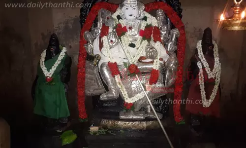 முருகன் கோவில்களில் சிறப்பு வழிபாடு முருகன் கோவில்களில் சிறப்பு வழிபாடு