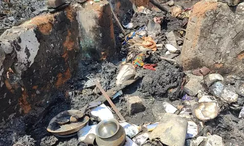 குடிசை வீட்டில் தீ விபத்து