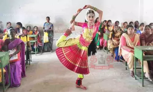 பள்ளி மாணவ-மாணவிகளுக்கு கலை போட்டிகள்