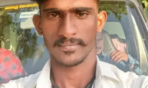 சுவர் இடிந்து விழுந்ததில் தனியார் நிறுவன ஊழியர் பலி