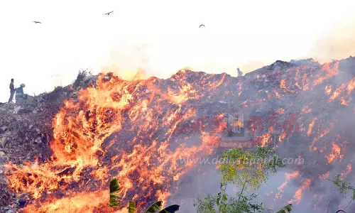 குப்பைக்கிடங்கில் தீ விபத்து