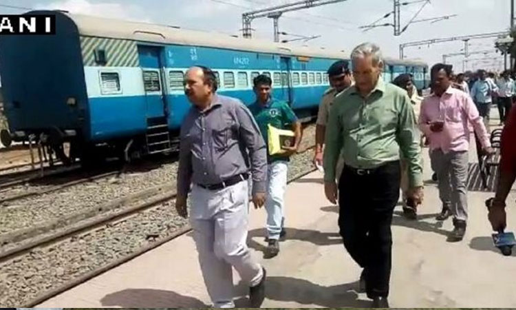 பயணிகள் ரெயில் குண்டுவெடிப்பு  வழக்கில் லக்னோ நீதி மன்றத்தில் 7 பேருக்கு  மரணதண்டனை