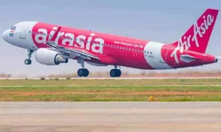 மலேசிய விமான சக்கரத்தில் பறவை மோதியதால் பரபரப்பு மலேசிய விமான சக்கரத்தில் பறவை மோதியதால் பரபரப்பு