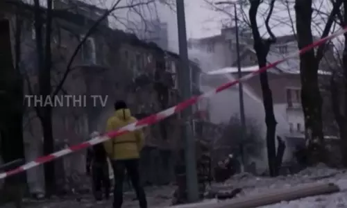 உக்ரைனுடன் பேச்சுவார்த்தை நடத்த தயார் ஆனால்... - ரஷியா அதிரடி