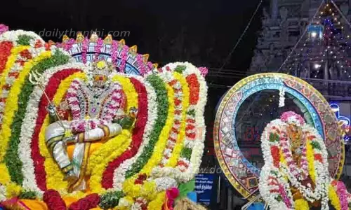 சுவாமி திருவீதி உலா