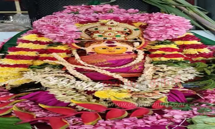 சொக்கநாதபாளையம்- அய்யம்பாளையம் மாரியம்மன் கோவில்களில் பொங்கல் விழா;திரளான பக்தர்கள் பங்கேற்பு