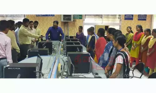 கல்லூரி மாணவர்களுக்கு திறன் மேம்பாட்டு பயிற்சி