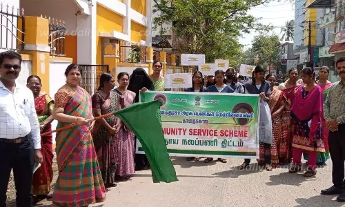 பிளாஸ்டிக் விழிப்புணர்வு ஊர்வலம்