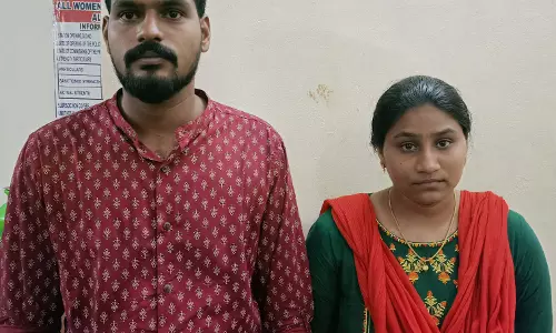 ஆலங்குடி போலீஸ் நிலையத்தில் காதல் ஜோடி தஞ்சம்