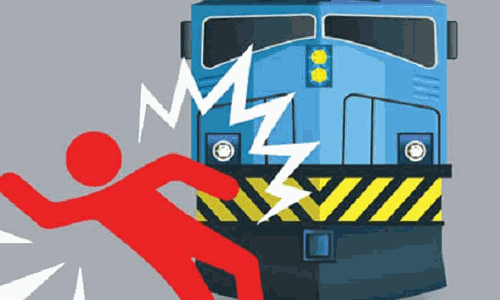 ரெயிலில் அடிபட்டு பெண் சாவு ரெயிலில் அடிபட்டு பெண் சாவு