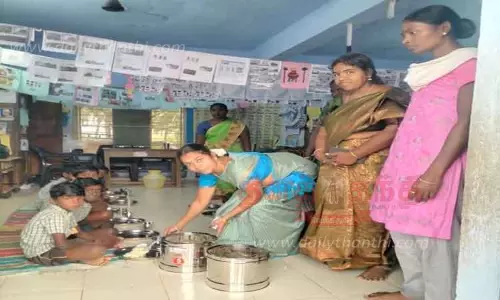 பள்ளிக்கூடத்தில் காலை உணவு திட்டம் தொடக்க விழா