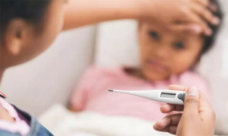 தமிழகத்தில் வேகமாக பரவும் வைரஸ் காய்ச்சல் - சுகாதாரத்துறை அறிவுறுத்தல்