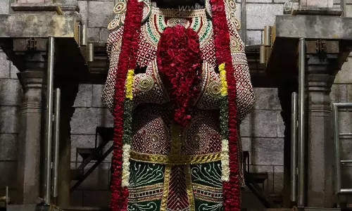 முத்தங்கி அலங்காரம்