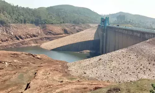 சோலையாறு அணையின் நீர்மட்டம் 22 அடியாக குறைந்தது