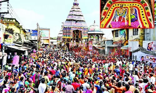 ஆதிகும்பேஸ்வரர் கோவில் மாசிமக திருவிழா தேரோட்டம்