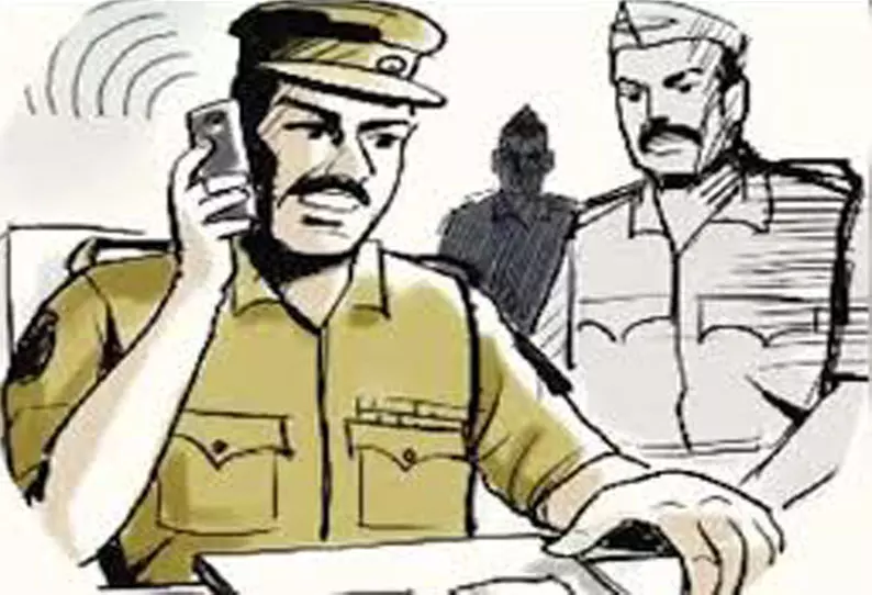 கலெக்டரின் பெயரில் போலி இன்ஸ்டாகிராம் கணக்கு தொடங்கி மோசடியில் ஈடுபட முயற்சி கலெக்டரின் பெயரில் போலி இன்ஸ்டாகிராம் கணக்கு தொடங்கி மோசடியில் ஈடுபட முயற்சி