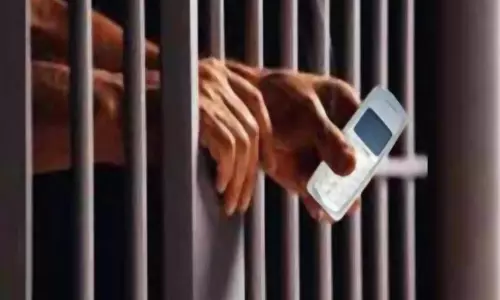 புழல் சிறையில் கைதியிடம் செல்போன் பறிமுதல்