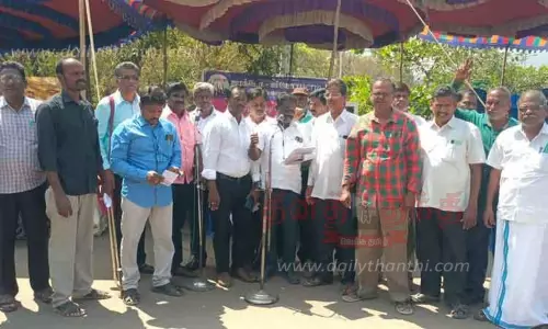 திருவண்ணாமலையில் ஜாக்டோ-ஜியோ உண்ணாவிரத போராட்டம் திருவண்ணாமலையில் ஜாக்டோ-ஜியோ உண்ணாவிரத போராட்டம்