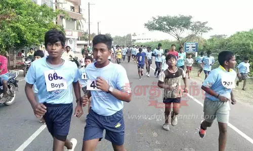 மினி மாரத்தான் விழிப்புணர்வு ஓட்டம்