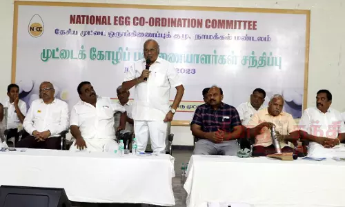 கோழிப்பண்ணை தொழில் நலிவடையாமல் தடுக்கபண்ணையாளர்கள் ஒற்றுமையாக கோழிப்பண்ணை தொழில் நலிவடையாமல் தடுக்கபண்ணையாளர்கள் ஒற்றுமையாக