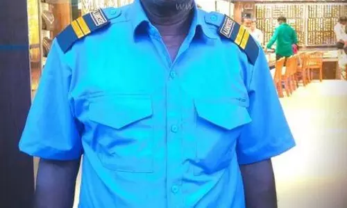 திருவட்டார் அருகே காவலாளி சாவில் திடீர் திருப்பம்:கோடாரியால் தாக்கி மாமனார் படுகொலை நாடகமாடிய மருமகன் கைது திருவட்டார் அருகே காவலாளி சாவில் திடீர் திருப்பம்:கோடாரியால் தாக்கி மாமனார் படுகொலை நாடகமாடிய மருமகன் கைது