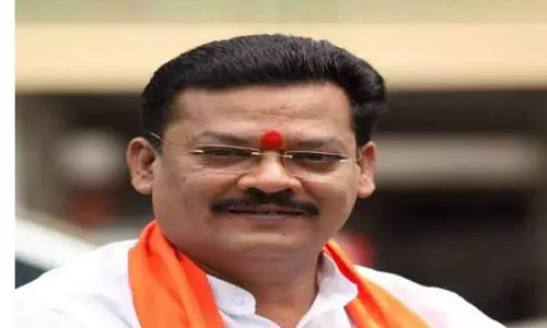 அவுரங்கசீப் கல்லறையை இடிக்க பிரதமர் மோடிக்கு கடிதம் எழுதுவேன்- சிவசேனா எம்.எல்.ஏ. பேட்டி அவுரங்கசீப் கல்லறையை இடிக்க பிரதமர் மோடிக்கு கடிதம் எழுதுவேன்- சிவசேனா எம்.எல்.ஏ. பேட்டி