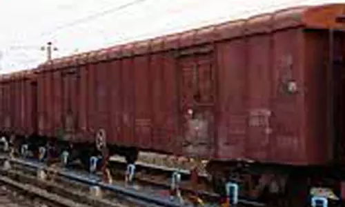 தர்மபுரிக்குசரக்கு ரெயிலில் 1,338 டன் உரம் வந்தன