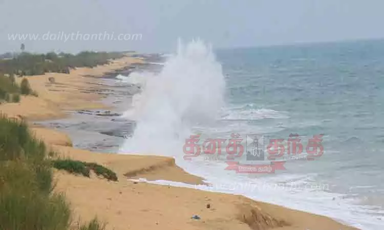 வாலிநோக்கம் பகுதியில் கடல் சீற்றம் வாலிநோக்கம் பகுதியில் கடல் சீற்றம்