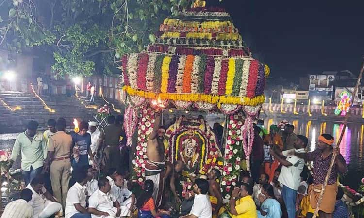 Theppa Utsava festival at Vridhakriswarar temple ...