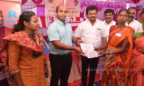 273 பயனாளிகளுக்கு நலத்திட்ட உதவிகள்