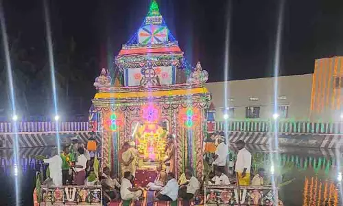 தாந்தோணிமலை கல்யாண வெங்கடரமண சுவாமி கோவிலில் தெப்ப உற்சவம் தாந்தோணிமலை கல்யாண வெங்கடரமண சுவாமி கோவிலில் தெப்ப உற்சவம்