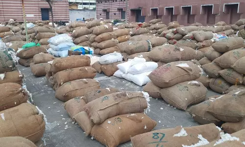 ரூ.37½ லட்சத்துக்கு பருத்தி விற்பனை ரூ.37½ லட்சத்துக்கு பருத்தி விற்பனை