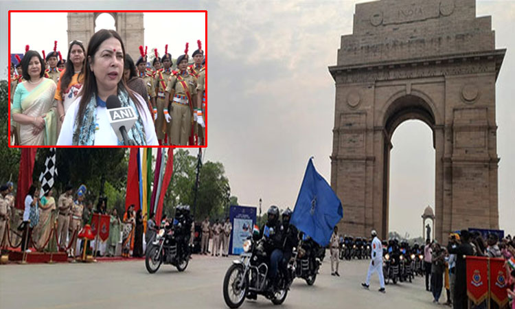 நக்சல் ஆதிக்க பகுதியை நோக்கி 1,848 கி.மீ. பைக் பயணம்; 75 சி.ஆர்.பி.எப். வீராங்கனைகள் பங்கேற்பு