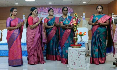 மகளிர் தின விழா கொண்டாட்டம்