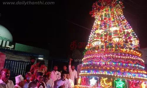 சந்தனக்கூடு திருவிழா