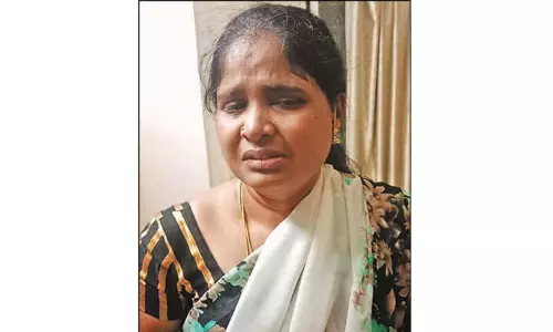 பெரியமேடு விடுதியில் தனியார் நிறுவன ஊழியர் கொலை கள்ளக்காதலி கைது