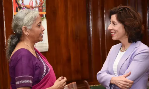 மத்திய நிதி மந்திரி நிர்மலா சீதாராமனுடன் அமெரிக்க மந்திரி சந்திப்பு