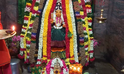 சிவகிரிகூடலூர் மாரியம்மன் கோவிலில் பொங்கல் விழா சிவகிரிகூடலூர் மாரியம்மன் கோவிலில் பொங்கல் விழா