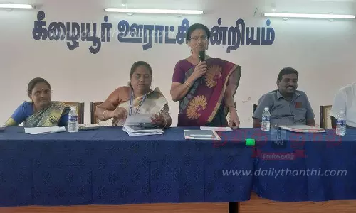 சாலைகளை சீரமைக்க வேண்டும்