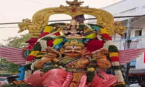 கருடசேவை கருடசேவை