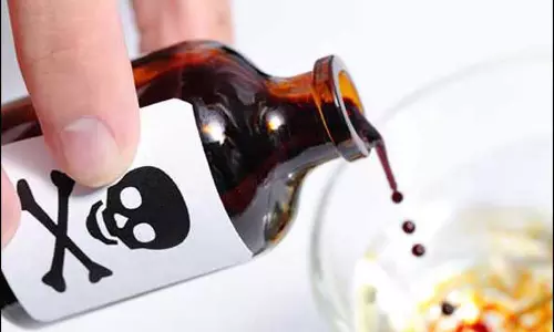 சமையல் தொழிலாளி தற்கொலை