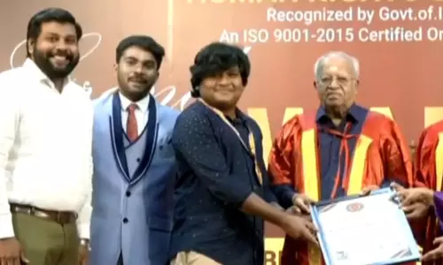 போலி டாக்டர் பட்டம் வழங்கிய விவகாரம் தொடர்பாக வங்கி கணக்கு முடக்கம்